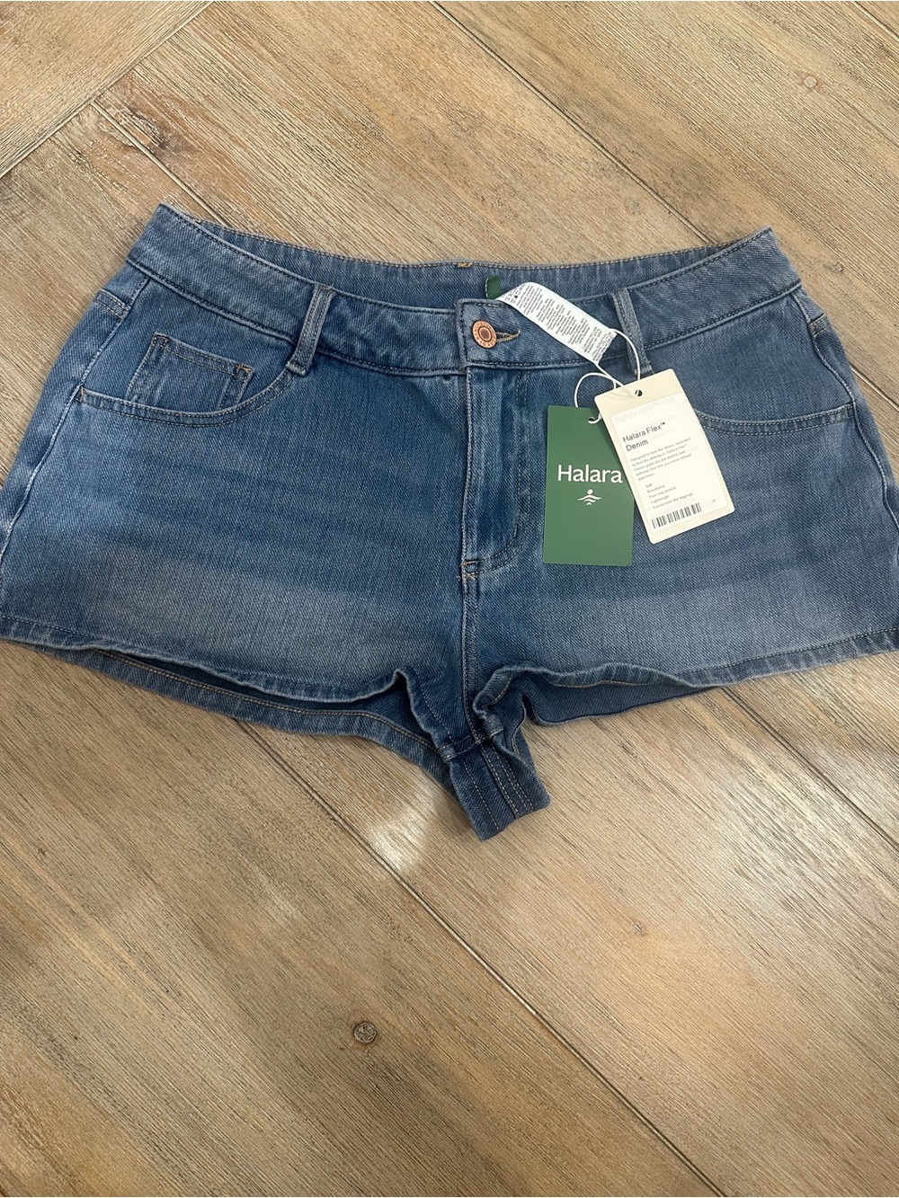 Halara Women’s Flex Blue Denim Micro Shorts | Size Medium Regular